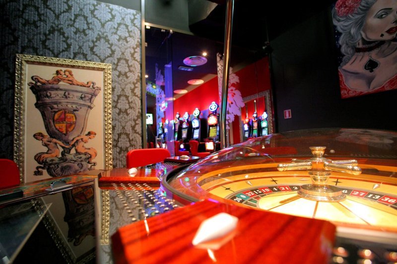 Recensione di Realz Casino: Tutte le Informazioni su Gioco e Bonus